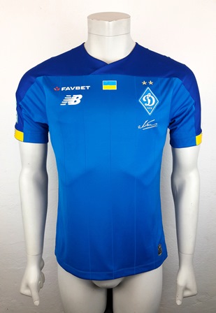 Dynamo Kyiv Kiev match shirt 19/20, worn by Vitaliy Mykolenko