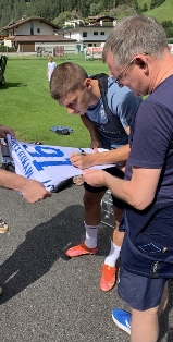 Vitaliy Makolenko Autograph shirt