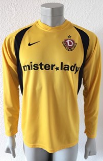 Match worn shirt Dynamo Dresden by ukrainian Ihor Bendovskyi